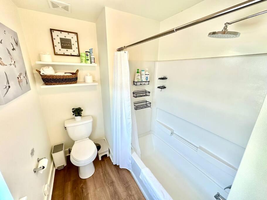 Cute And Cozy Comfy Birds Junior Cottage - 1 Mile To Dwntn Ocean Springs, Near Beach With Golf Cart المظهر الخارجي الصورة