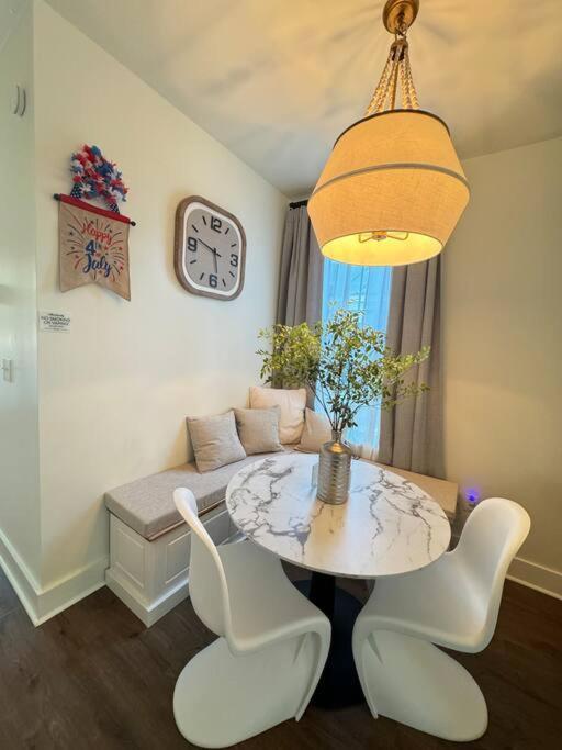 Cute And Cozy Comfy Birds Junior Cottage - 1 Mile To Dwntn Ocean Springs, Near Beach With Golf Cart المظهر الخارجي الصورة